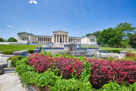 how much does it cost to get into the buffalo art museum? exploring various entry fees and memberships